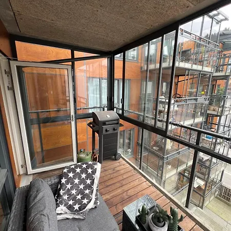 Apartment Centrally Located *